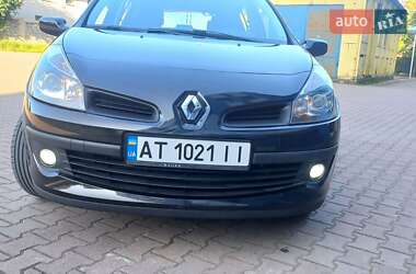 Хэтчбек Renault Clio 2008 в 