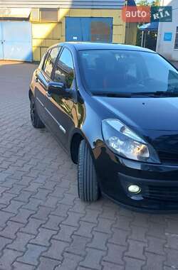 Хэтчбек Renault Clio 2008 в 