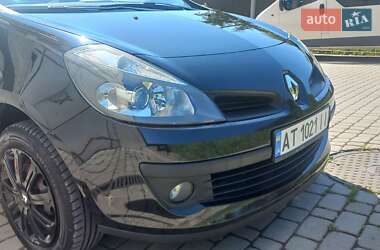 Хэтчбек Renault Clio 2008 в 