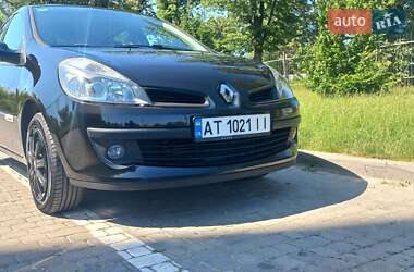 Хэтчбек Renault Clio 2008 в 