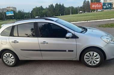 Универсал Renault Clio 2010 в Ровно