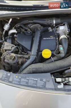 Универсал Renault Clio 2012 в 