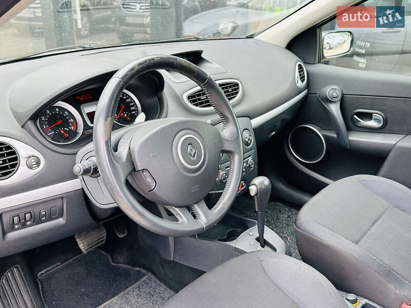 Хэтчбек Renault Clio 2006 в Харькове