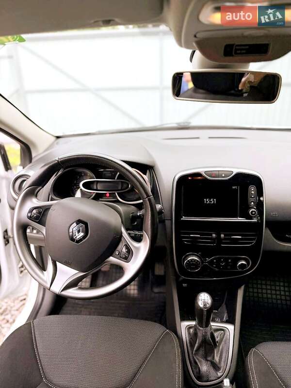 Универсал Renault Clio 2015 в Ровно