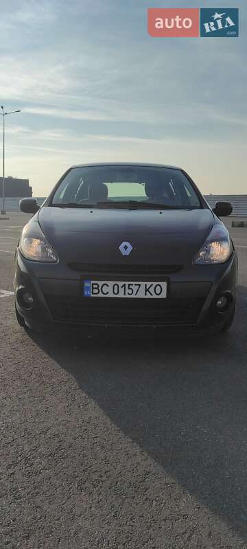 Хетчбек Renault Clio 2011 в Львові