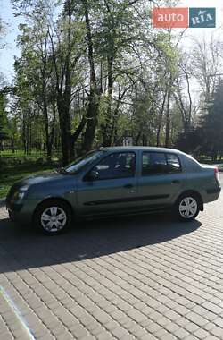 Седан Renault Clio 2005 в 