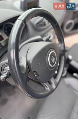 Универсал Renault Clio 2010 в 