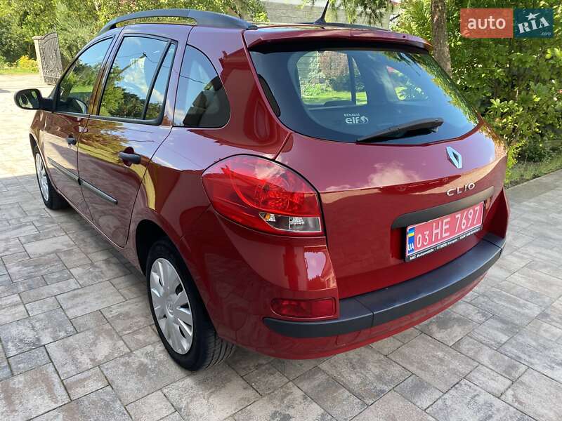 Универсал Renault Clio 2009 в Дубно