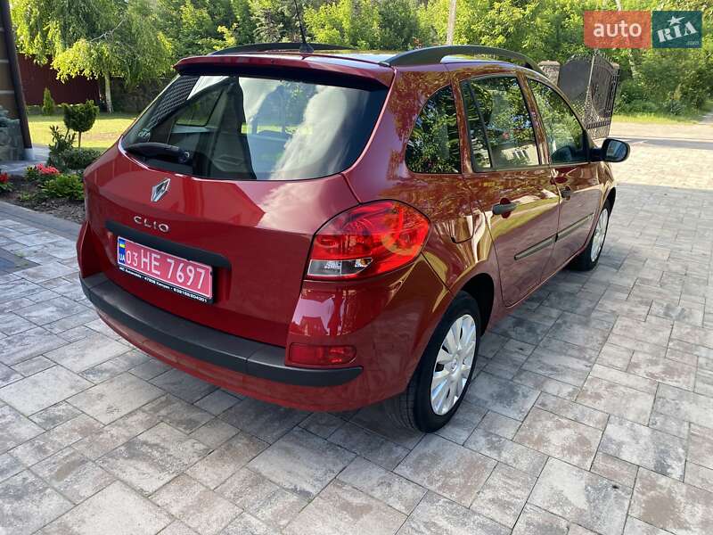 Универсал Renault Clio 2009 в Дубно