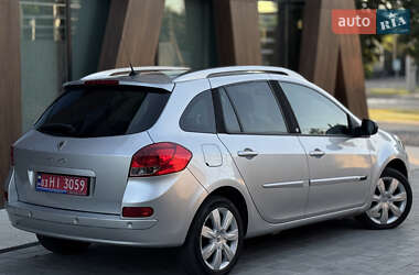 Універсал Renault Clio 2010 в 