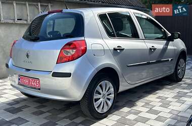 Хэтчбек Renault Clio 2008 в 