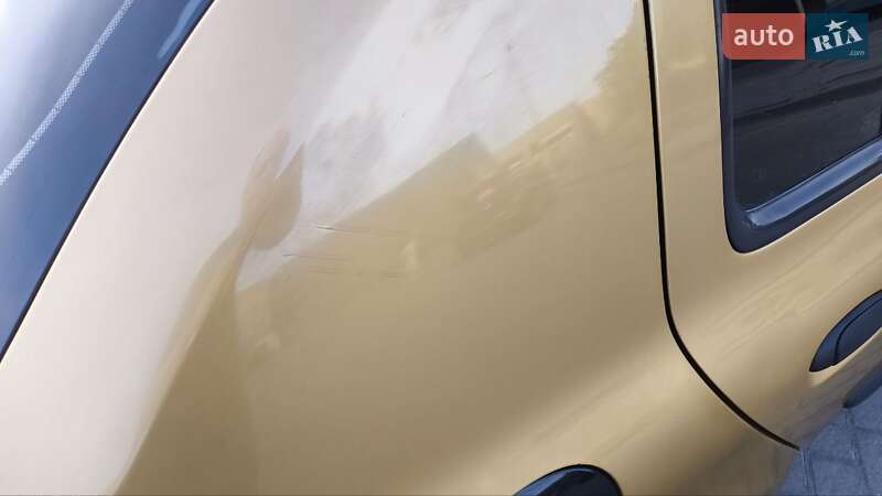 Хэтчбек Renault Clio 2001 в Львове фото 18 Хэтчбек Renault Clio 2001 в Львове