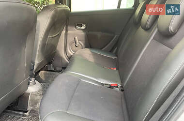 Универсал Renault Clio 2011 в 