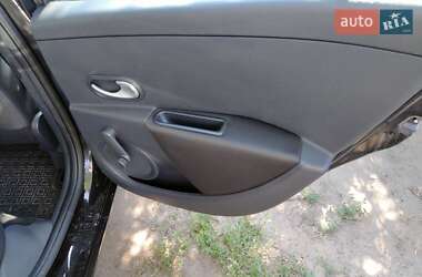 Универсал Renault Clio 2010 в 
