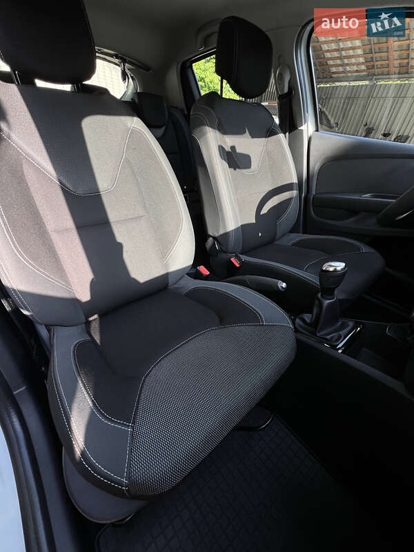 Хэтчбек Renault Clio 2017 в Киеве