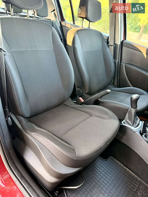 Хетчбек Renault Clio 2010 в Кропивницькому