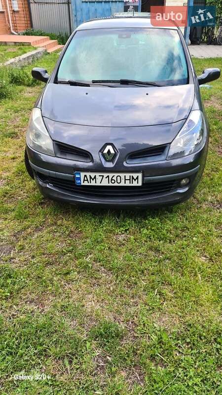 Хэтчбек Renault Clio 2007 в Борисполе