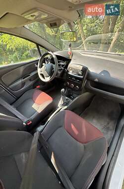 Хэтчбек Renault Clio 2013 в 