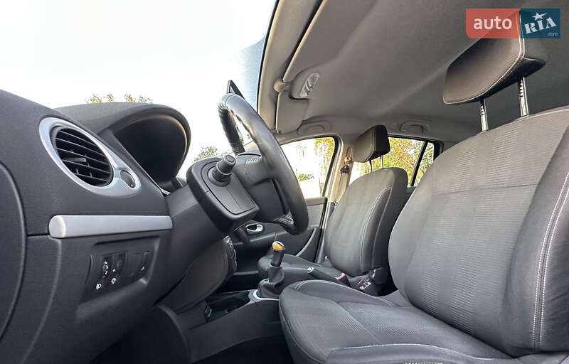 Універсал Renault Clio 2009 в Первомайську