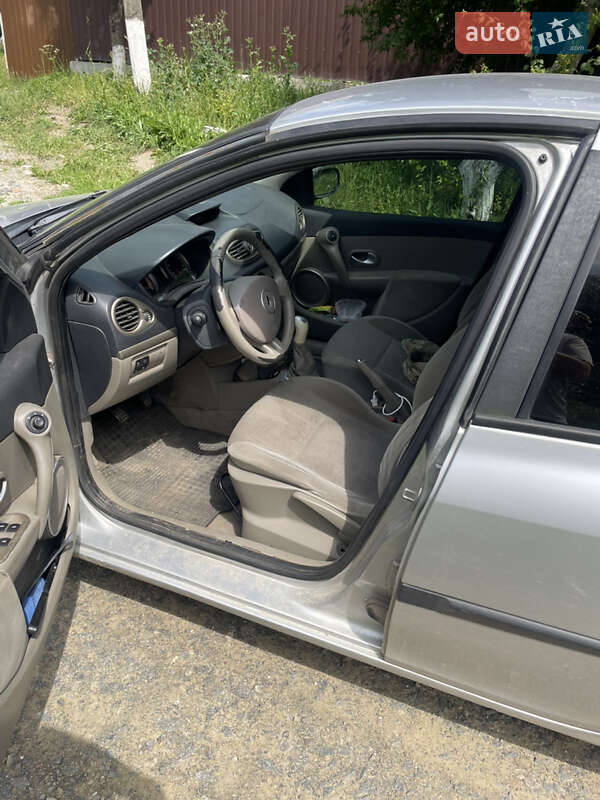 Хэтчбек Renault Clio 2007 в Ярмолинцах