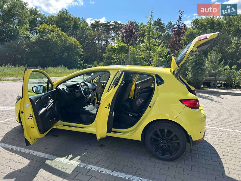 Хэтчбек Renault Clio 2012 в Чернигове