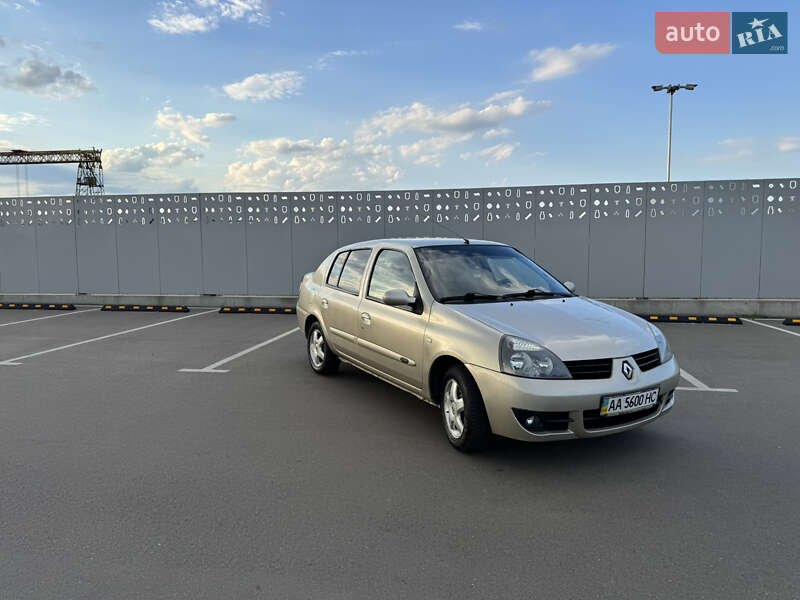 Седан Renault Clio 2008 в Киеве