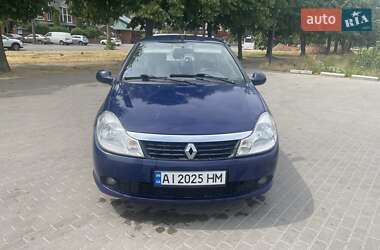 Седан Renault Clio 2010 в 