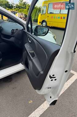 Хэтчбек Renault Clio 2016 в 