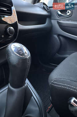 Хетчбек Renault Clio 2013 в 