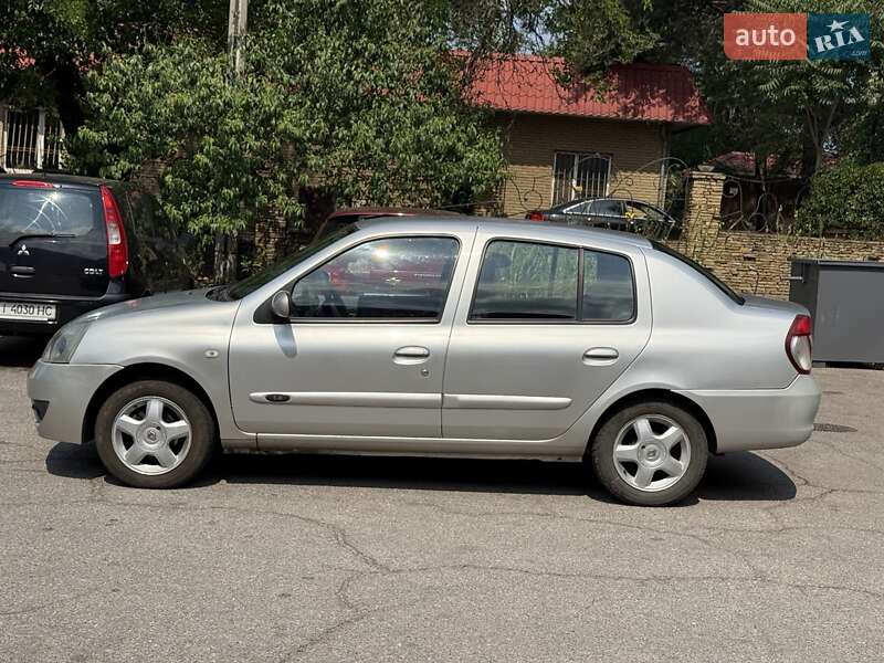 Седан Renault Clio 2007 в Запоріжжі