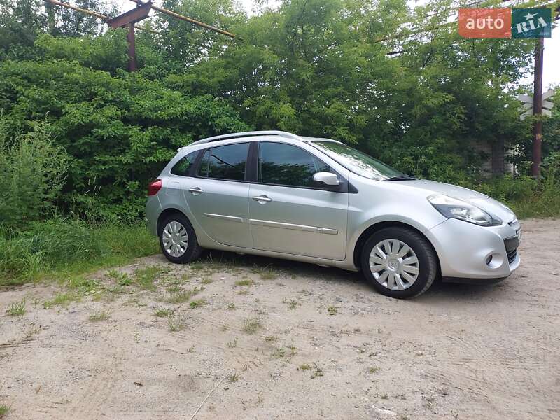 Універсал Renault Clio 2010 в Рівному