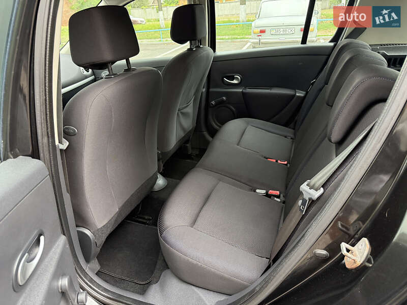 Хэтчбек Renault Clio 2007 в Полтаве