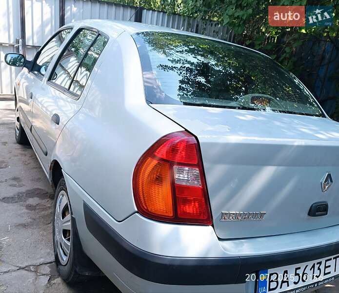 Хэтчбек Renault Clio 2003 в Кропивницком