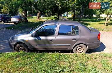 Хетчбек Renault Clio 2001 в 