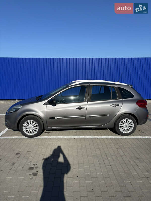 Хетчбек Renault Clio 2010 в Калуші