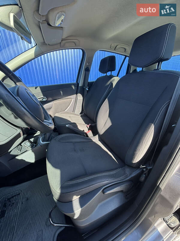 Хетчбек Renault Clio 2010 в Калуші