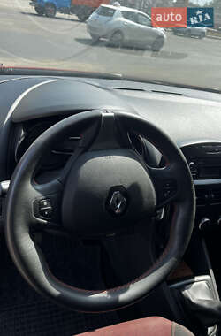 Хэтчбек Renault Clio 2016 в 