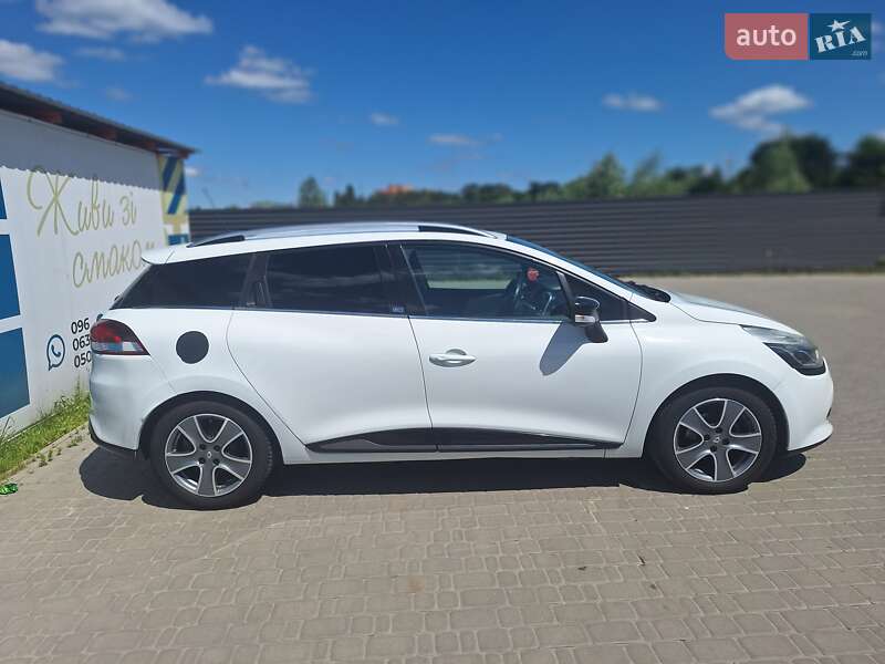 Универсал Renault Clio 2015 в Ирпене