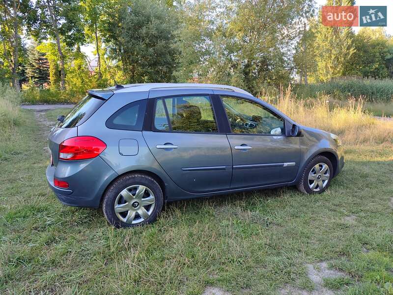 Универсал Renault Clio 2010 в Ровно фото 10 Универсал Renault Clio 2010 в Ровно