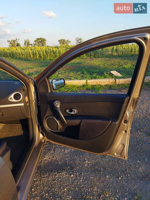 Универсал Renault Clio 2008 в Харькове