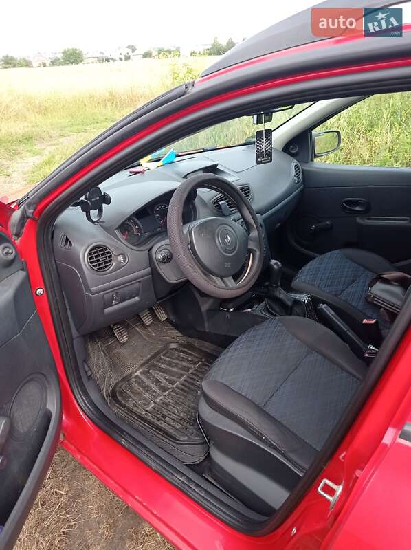 Универсал Renault Clio 2008 в Львове фото 12 Универсал Renault Clio 2008 в Львове
