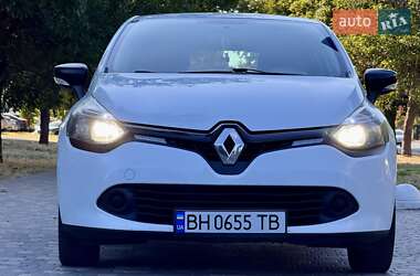 Хэтчбек Renault Clio 2014 в 