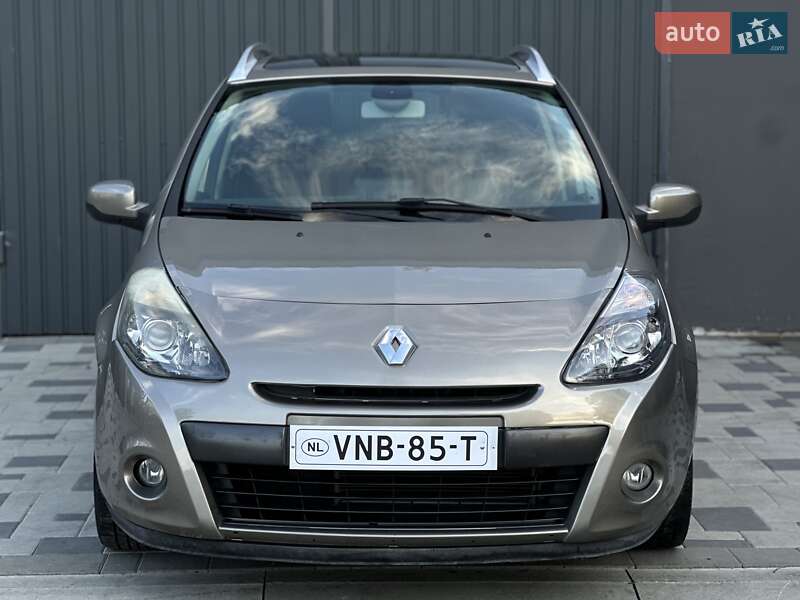 Универсал Renault Clio 2010 в Ивано-Франковске