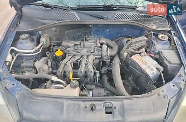 Хэтчбек Renault Clio 2008 в 
