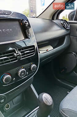 Универсал Renault Clio 2015 в 