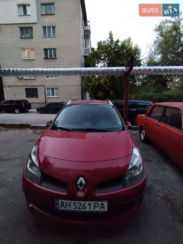 Универсал Renault Clio 2009 в 