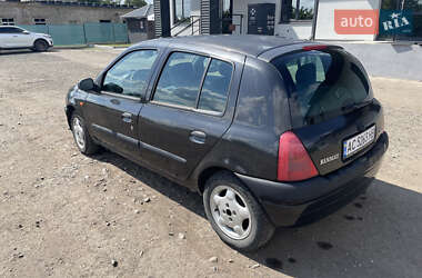Хэтчбек Renault Clio 2000 в 
