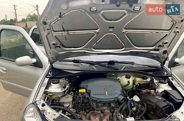 Седан Renault Clio 2008 в 