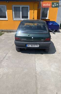 Хэтчбек Renault Clio 1995 в 