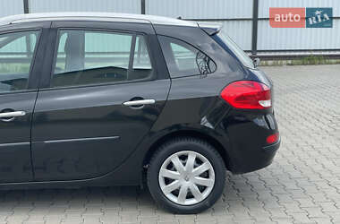 Хэтчбек Renault Clio 2008 в 